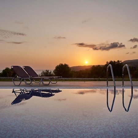 Saint Nicholas Villas Skala  ภายนอก รูปภาพ